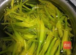 凉拌黄花菜的做法图解6