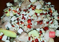 薏米 红豆 芡实 茯苓 山药 骨头汤的做法图解7