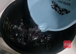香糯紫米粥的做法图解4