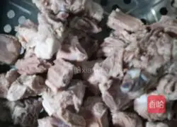 Illustration of how to make sweet and sour pork ribs 6