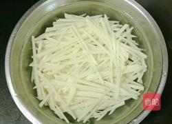 黄瓜鸡蛋卷饼的做法图解1