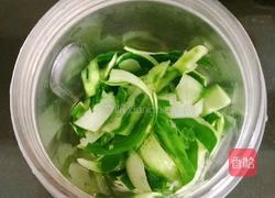 黄瓜鸡蛋卷饼的做法图解7