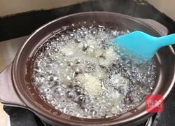 银耳小米粥的做法图解4