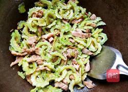 苦瓜炒肉的做法图解6