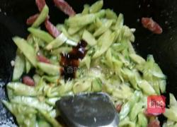 腊肠炒黄瓜的做法图解6