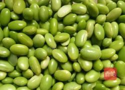 小米辣肉末炒毛豆的做法图解2