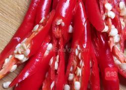 小米辣肉末炒毛豆的做法图解3