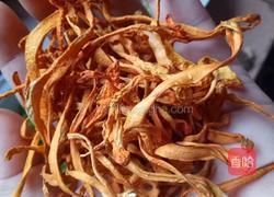 独创虫草花山药什锦海鲜菇菌汤的做法图解2