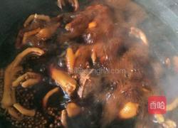 卤水鸭脚的做法图解3