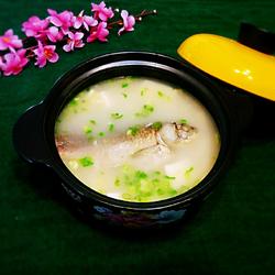 鲫鱼豆腐汤的做法[图]