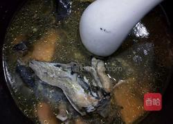榴莲壳乌鸡汤的做法图解4