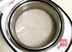 腊肠土豆脱糖饭的做法图解7