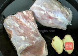 卤牛肉的做法图解1