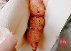 一看就会香喷喷的微波炉烤红薯的做法图解2
