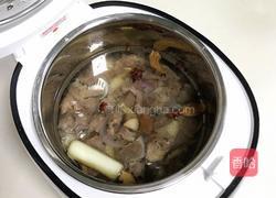 番茄土豆牛腩汤的做法图解6