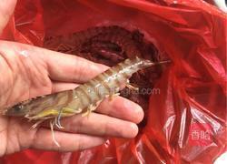 番茄斑节虾仁焗饭的做法图解1