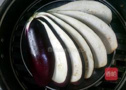 蒜泥蒸茄子的做法图解2