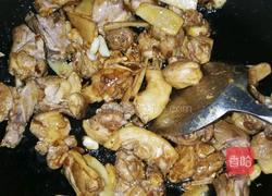 家常版子姜焖番鸭的做法图解10