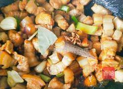 红烧肉炖土豆的做法图解13