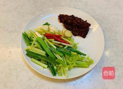 家常水煮牛肉片的做法图解2