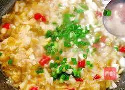 Illustration of kimchi hand-rolled noodles 9