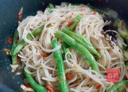 豆角焖面的做法图解5