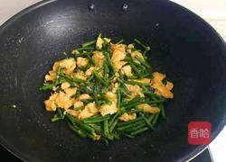 豇豆炒鸡蛋的做法图解8