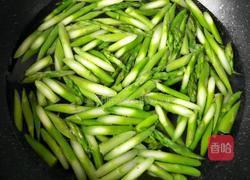 凉拌蒜泥芦笋的做法图解5