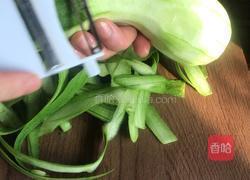 丝瓜小饼的做法图解1