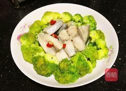 清蒸西兰花鱼块的做法图解12