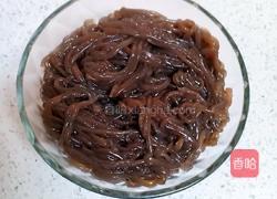 凉拌蕨根粉的做法图解2