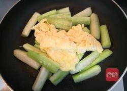 丝瓜炒鸡蛋的做法图解15
