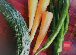 凉拌粉丝的做法图解1