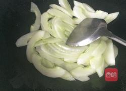 清炒黄瓜的做法图解3