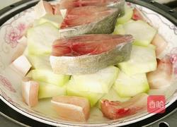 清蒸丝瓜鱼的做法图解6