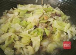 茄子炒卷心菜的做法图解11