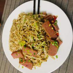 葱香午餐肉炒面的做法[图]