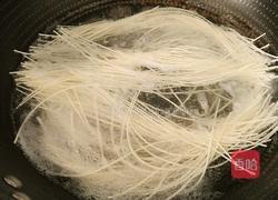 鸡蛋葱花面的做法图解3