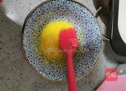 手抓饼烤香肠的做法图解8