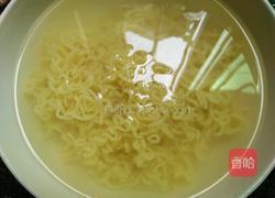 白菜炒芝士拉面的做法图解6