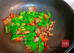腊肉炒辣椒的做法图解9
