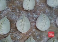 菜苗肉馅包子的做法图解5