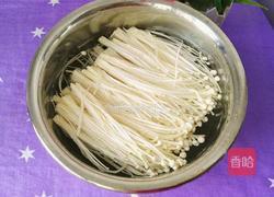 金针菇蒸西红柿的做法图解2