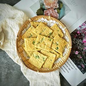 苏打葱香方块饼