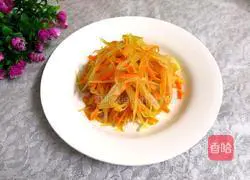 Illustration of how to make shredded celery and radish 15