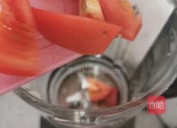 火龙果番茄美白果汁的做法图解3