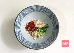 酸汤饺子的做法图解2