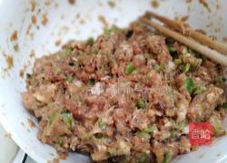 纯手工香菇猪肉水饺的做法图解4
