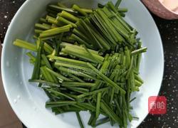 韭苔炒鸡蛋的做法图解3