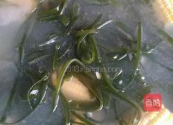 排骨玉米海带汤的做法图解3